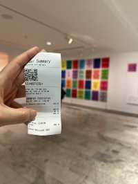밴쿠버 다운타운에 있는Vancouver Art Gallery 