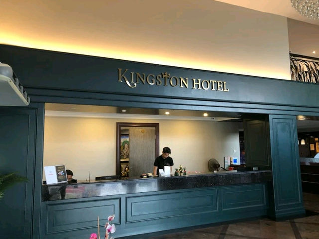 “Comfort & Convenience: Spacious Stay by Jonker”