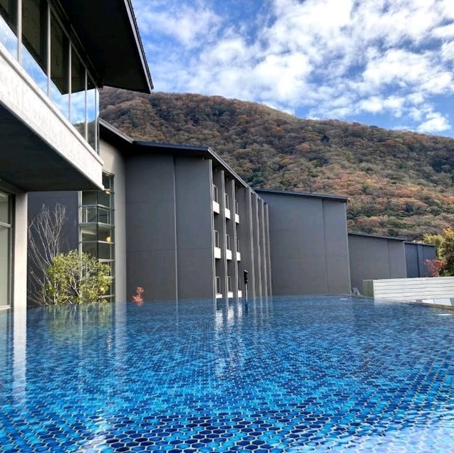 ♨️箱根蘆之湖花織旅館🌸邊泡腳邊欣賞湖景