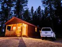 🗿 Where to Stay Near Devils Tower: Sleep Beneath the Stars & the Stone 🗿