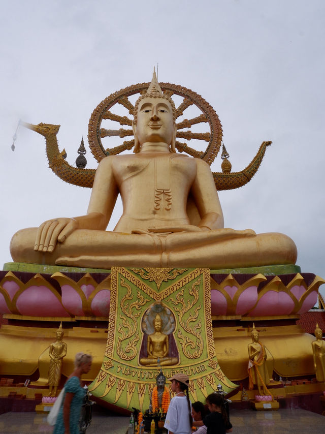 รีวิว วัดพระใหญ่ (Wat Phra Yai) 