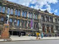 Edinburgh: Magic, History, and Vibes