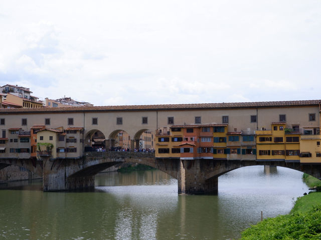 รีวิวท่องเที่ยว: Ponte Vecchio เสน่ห์แห่งสะพานเก่า