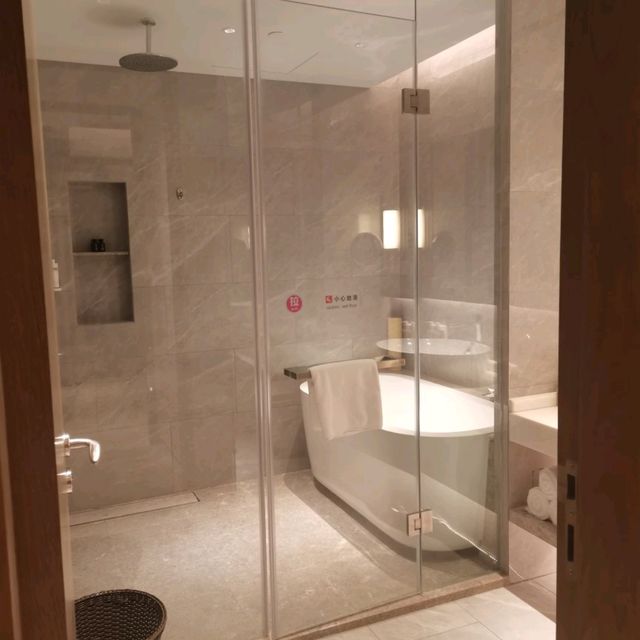 亞龍灣星華套房假日酒店