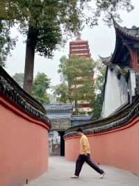 武侯祠同款｜僅5R去打卡這座千年古剎拍紅牆
