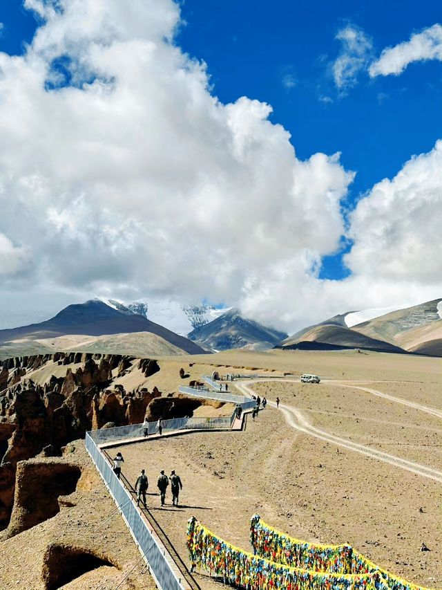 喜馬拉雅山脈下最美大地地裂，奇林峽