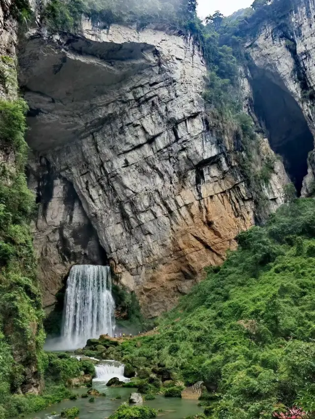 羊皮洞真的太震撼了貴州-羊皮洞