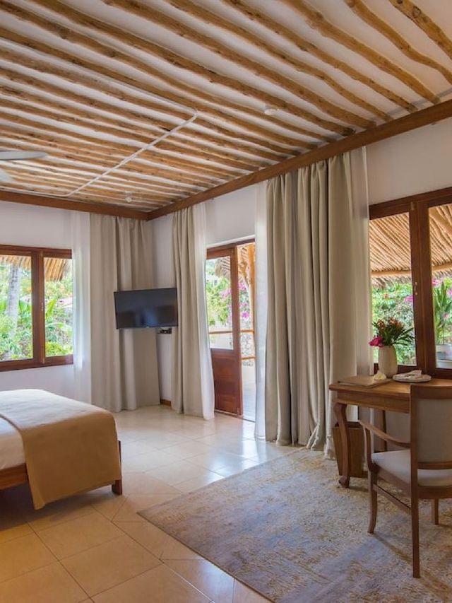 🌴🛏️ Zanzibar's Finest: Luxury Villas & Spa Escapes 🌊✨