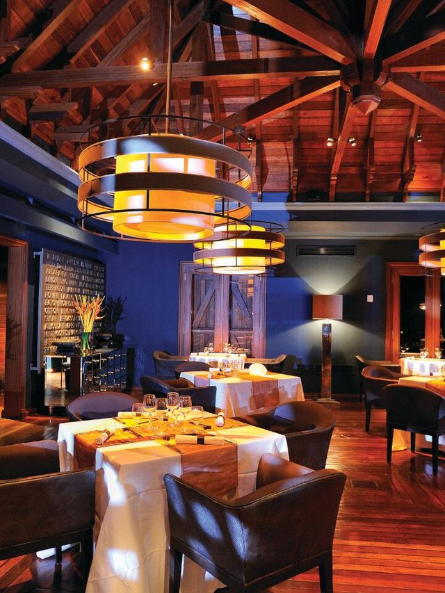 🌴🛌 Luxe Sleeps in Mauritius: Maradiva Villas 🌞