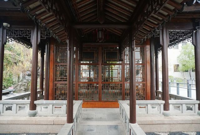 江蘇南京｜現代建築和傳統園林建築結合的經典