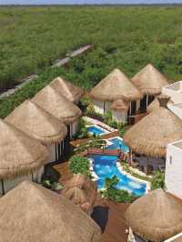 🌴🏖️ Cancun's Dreamy Escape: Riviera Resort & Spa 🌺