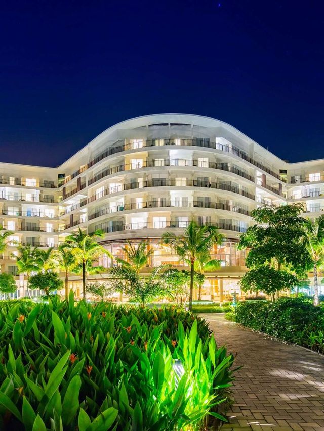 🌴 Phu Quoc's Tropical Oasis: Discover Serenity & Luxury 🏖️