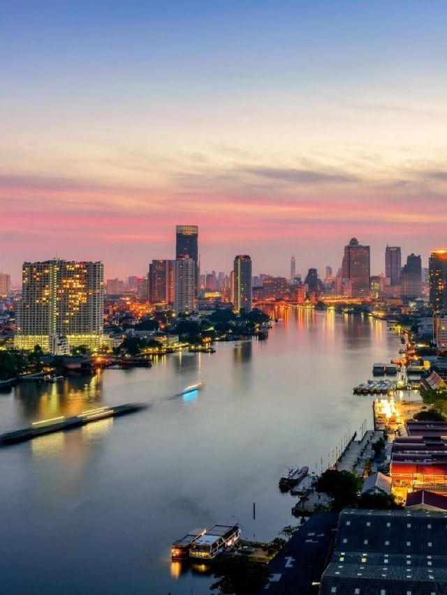 🌟 Bangkok Bliss: Hotel Clover Asoke's Chic Comforts 🌟