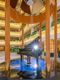 🏨✨ Shenzhen Staycation: Luxe Comfort Meets Convenience 🛍️🌆