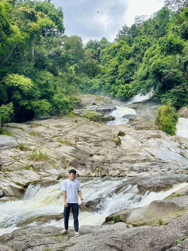 Chamang Waterfall in Bentong 💚 Wonderful Nature 