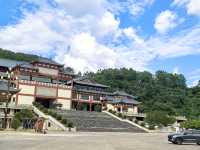 旗山萬佛寺。