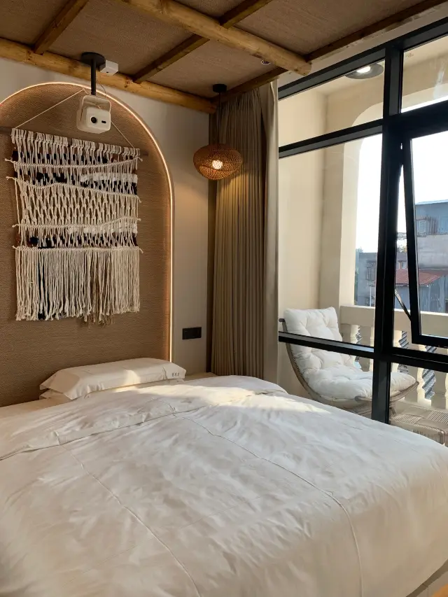 ค้นหาที่พักอันแสนสงบในเมืองที่วุ่นวาย