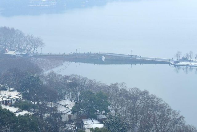 雪中漫步，尋覓詩畫江南