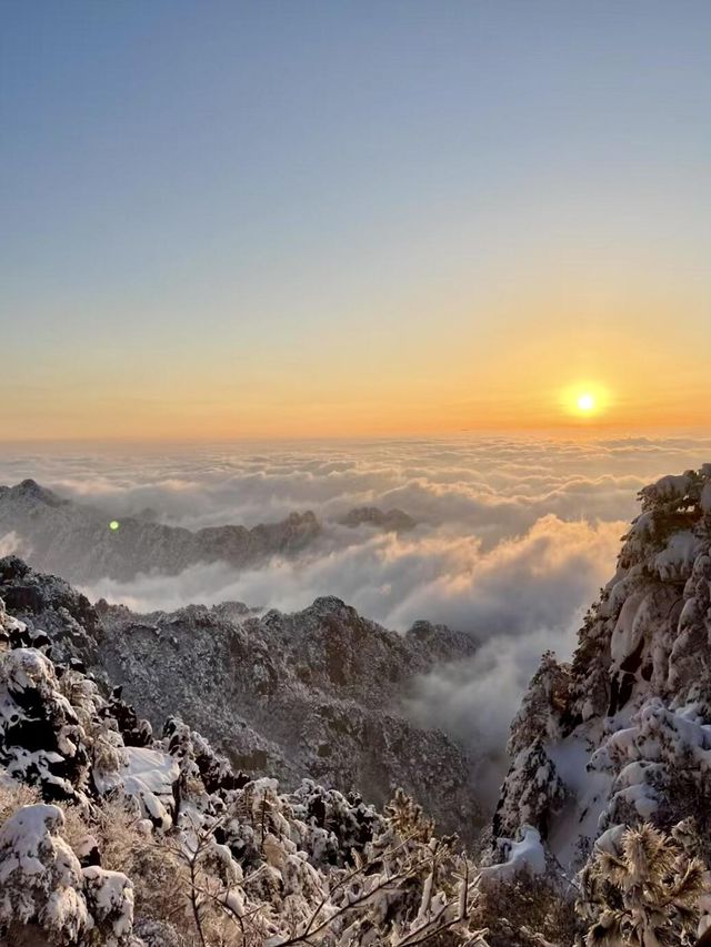 遠赴人間驚鴻宴,黃山雲海日出 遠赴人間驚鴻宴,黃山雲海日出