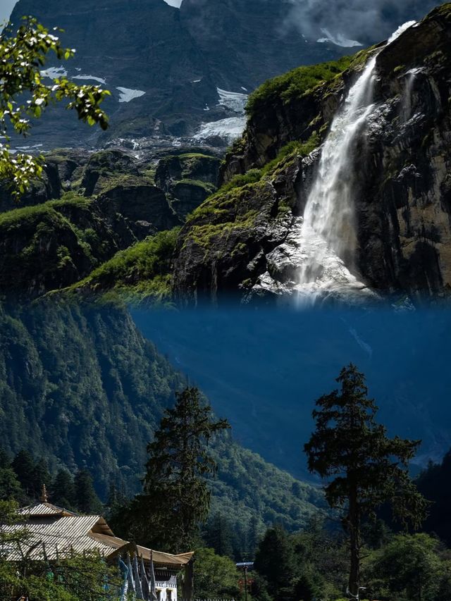 天堂在左，雨崩在右