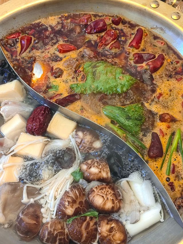 庭院火鍋，呢度嘅氛圍真係好正。