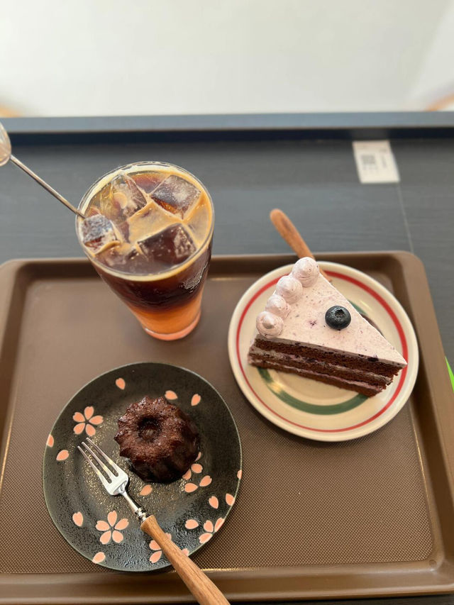 大阪心齋橋咖啡探店✨ 挖到超絕可露麗+定制蛋糕店