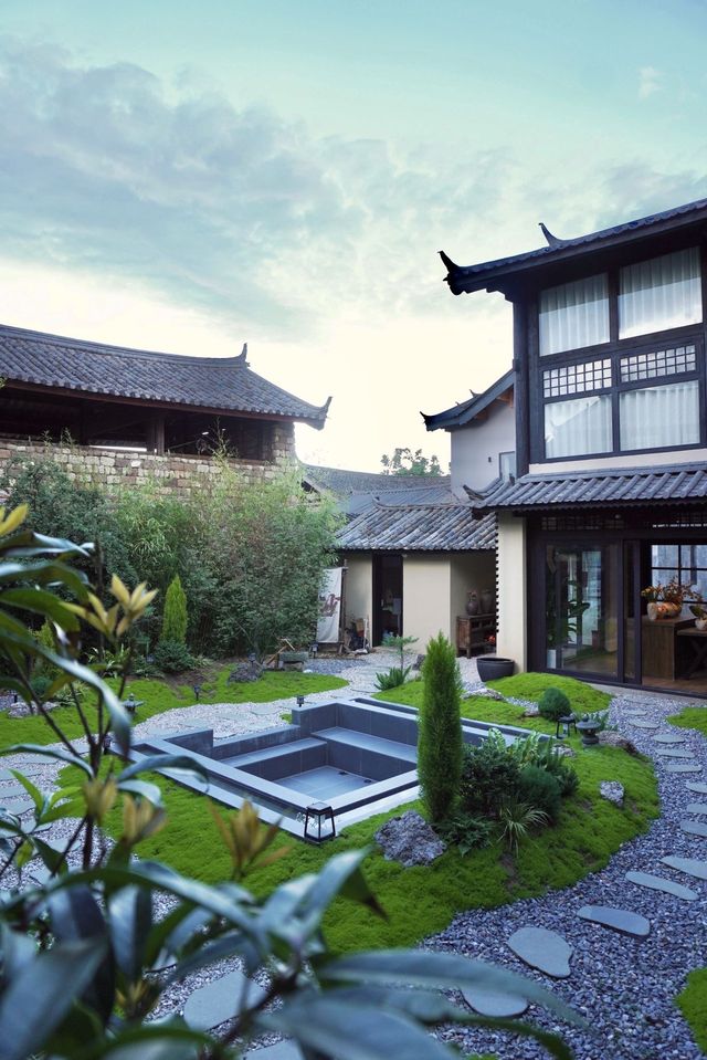 白沙古鎮將浪漫私有化嘅國風庭院