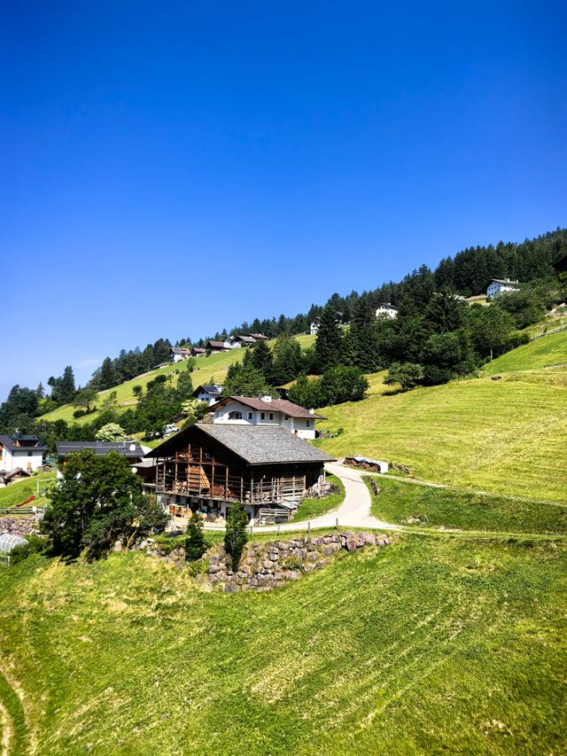 多洛米蒂山
