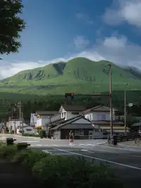 熊本旅行|空鏡詩人:街角、山景與童話