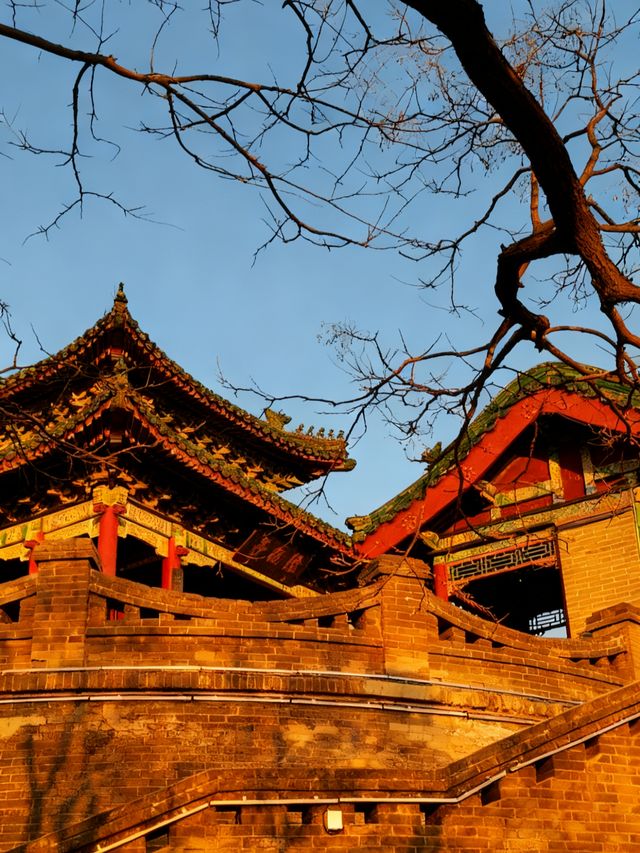 賞邯鄲紅葉正當時