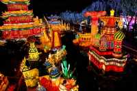 自貢怎麼玩?這份「鹹鹹的」攻略帶你逛吃「龍宮」和燈海!