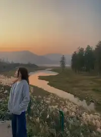 看見一片湖，誤闖入人間仙境！