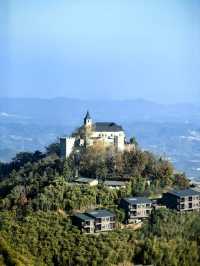 秋染莫干山，別有風味