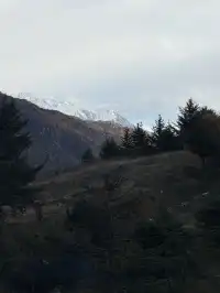 雅拉雪山：藏地王冠上的耀眼明珠