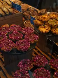 不上班，去昆明追風