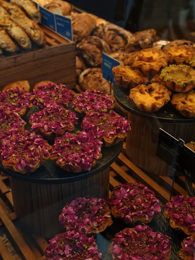 不上班，去昆明追風