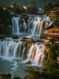 暖冬貴州親子遊瀑布懸崖民宿,帶娃住進24℃的夏天