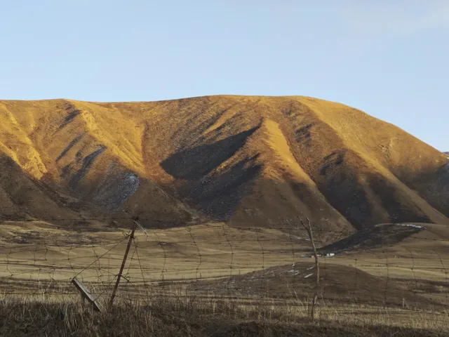 藍色跟青海湖更配! 藍色跟青海湖更配!