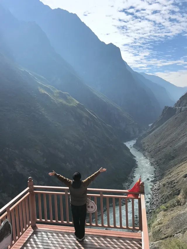 棄了「虎跳峽」選了「虎香公路」 棄了「虎跳峽」選了「虎香公路」