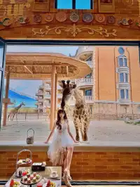 泉州我實現了和長頸鹿貼臉吃早餐