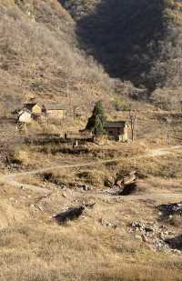 攀越絕壁 · 洞見神鷹 | 九里溝秘徑探幽指南