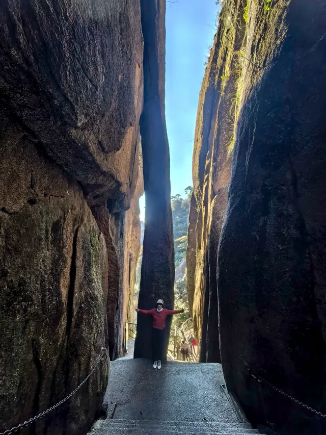 三清山媲美黃山 三清山媲美黃山