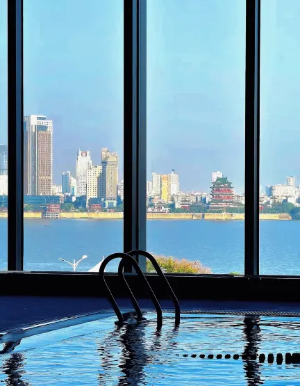 Nanchang Shangri-La | Stunning Riverside View Rooms Where You Can Watch the Fountain While Lying Down