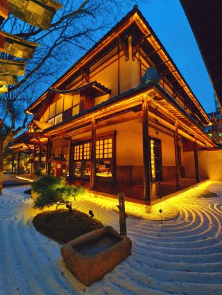 北京の庭園おまかせが伝説に！京都の小さな庭で人生の五味を味わう