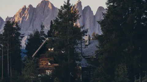 Mountain Retreat in the Italian Wilderness — traveler post in Brixen