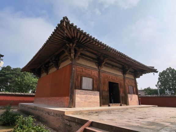 中国最古の唐代木造建築物が残る五台山の南禅寺を訪れてみませんか