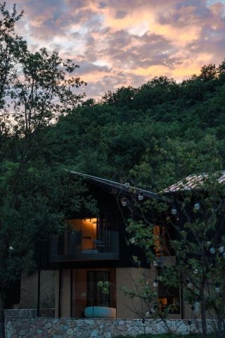 The ultimate summer getaway for kids! A 21°C forest cabin they won't want to leave