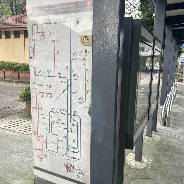 便捷的交通選擇前往市中心最大的休閒公園