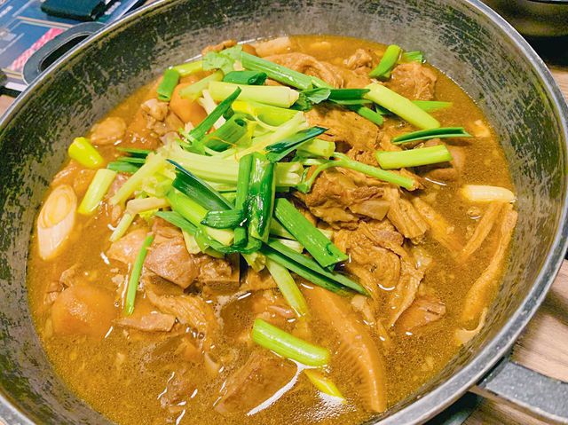 無限時任食羊腩煲放題