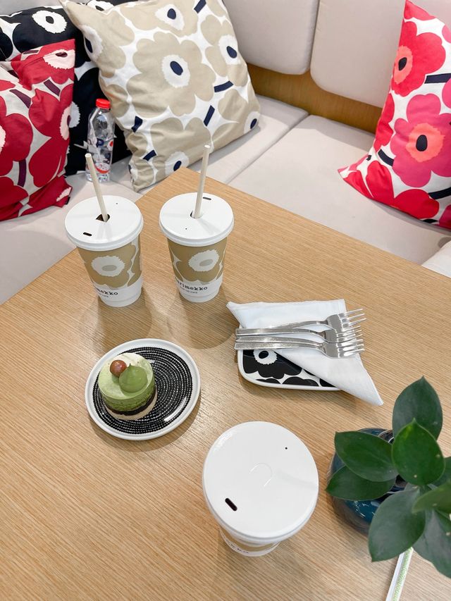 Marimekko Central embassy 🌸🌼